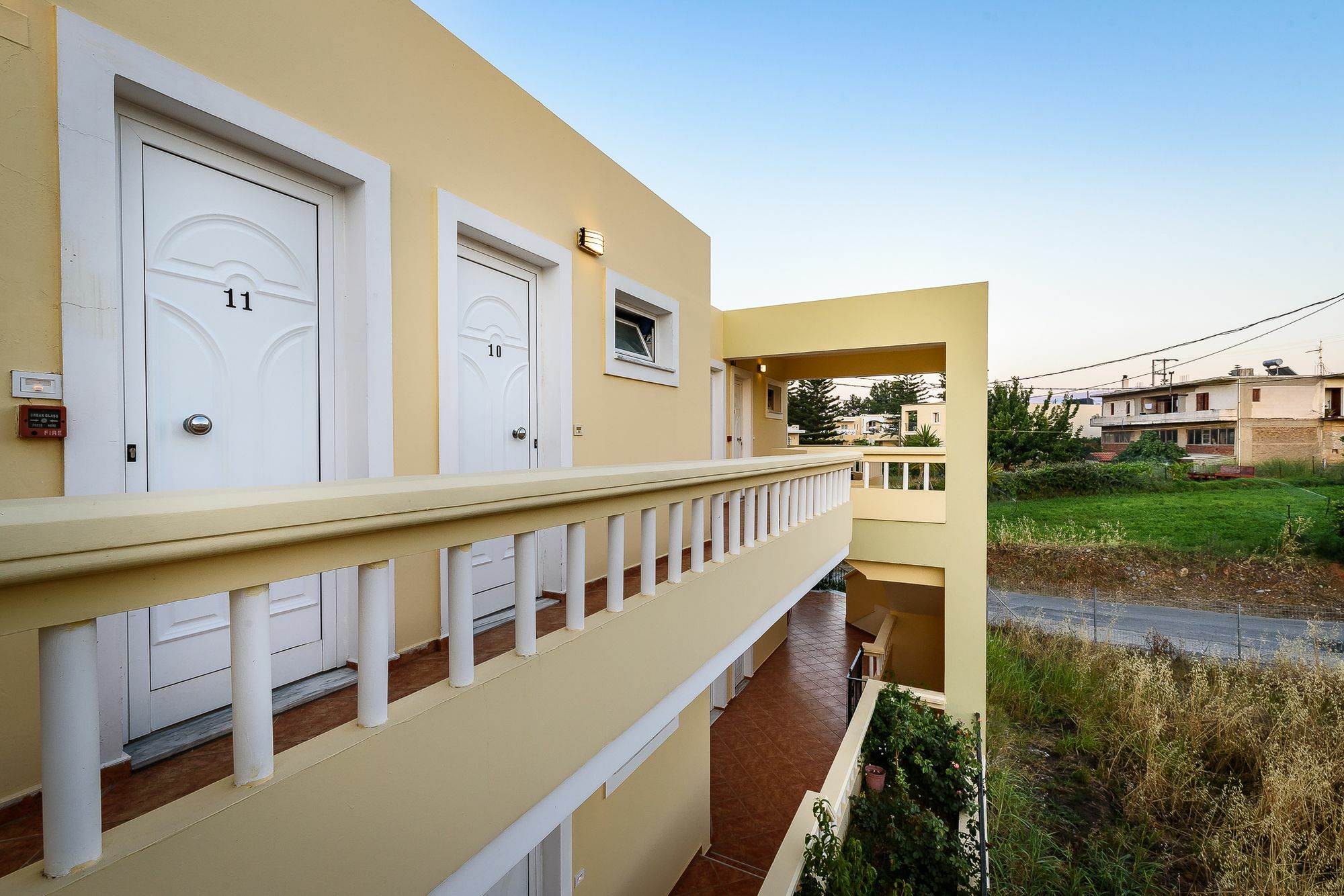 Irinoula Dreams Apartment คอลิมวาริออน ภายนอก รูปภาพ