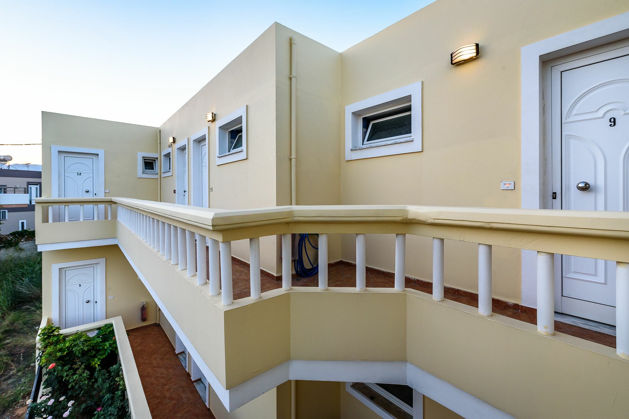 Irinoula Dreams Apartment คอลิมวาริออน ภายนอก รูปภาพ